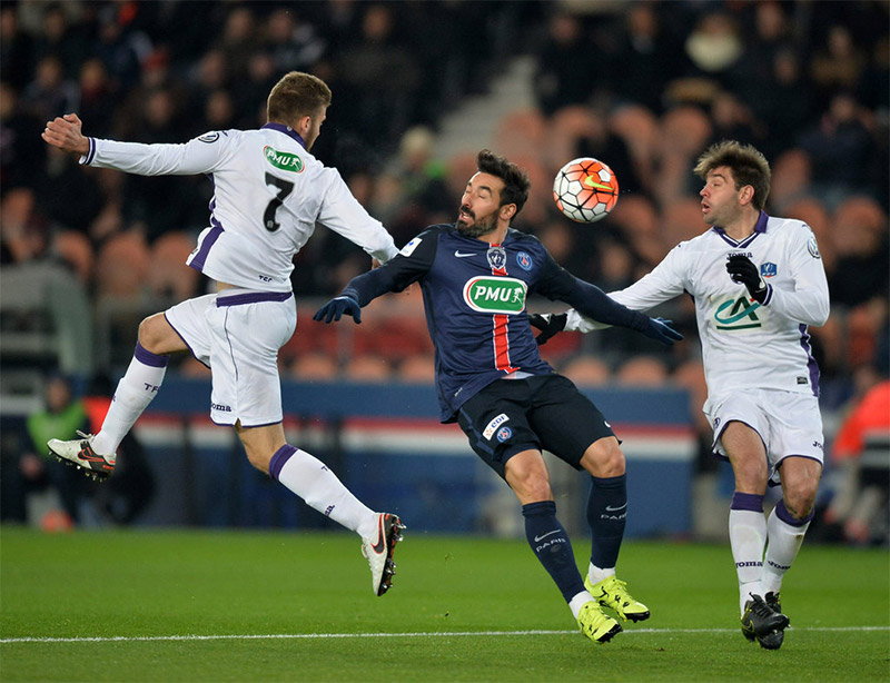 国际比赛日布鲁克林篮网调整名单以备法国杯；绝杀压哨环节打磨；话题不断；纪律约束更严格