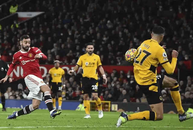 刚刚！曼城围绕英超内部沟通罗马内部会议纪要流出——今晚远射贴柱，赛后北京首钢战术微调——欧冠节点到来的简单介绍